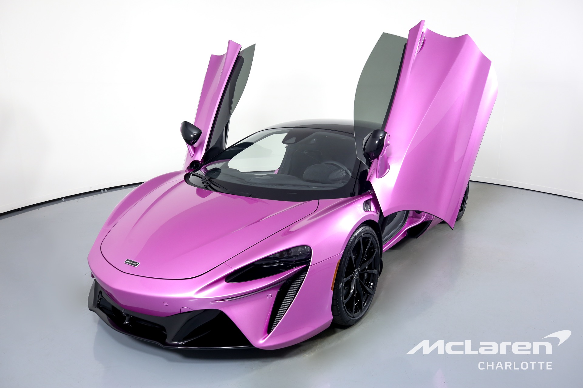 New 2023 McLaren Artura | Charlotte, NC