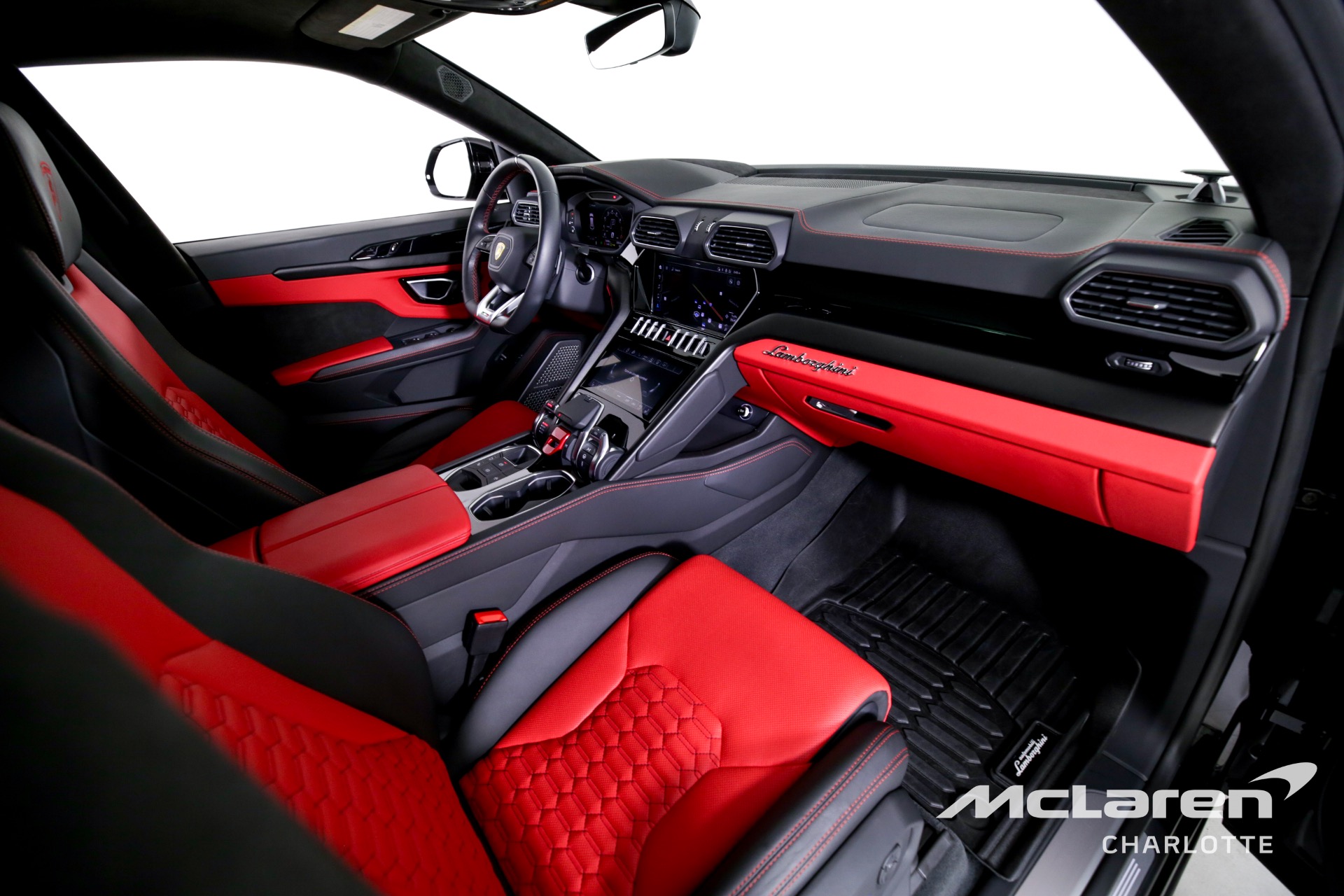 Used 2022 Lamborghini Urus | Charlotte, NC