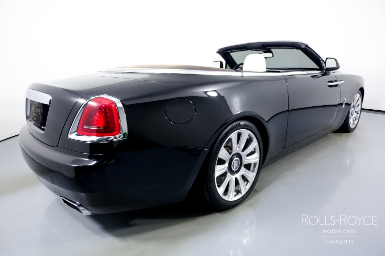 Used-2017-Rolls-Royce-Dawn
