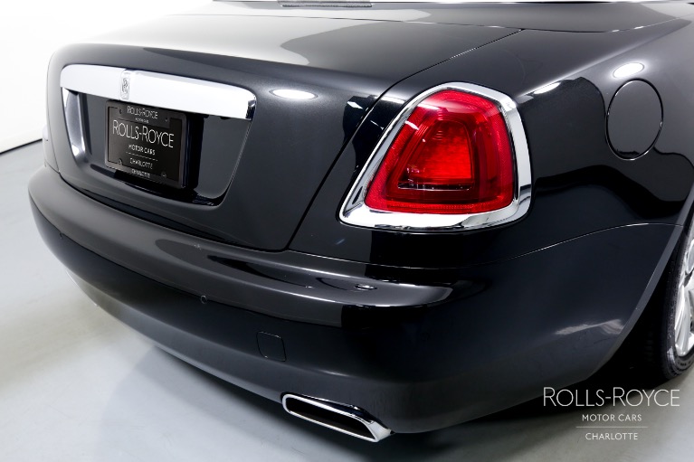 Used-2017-Rolls-Royce-Dawn