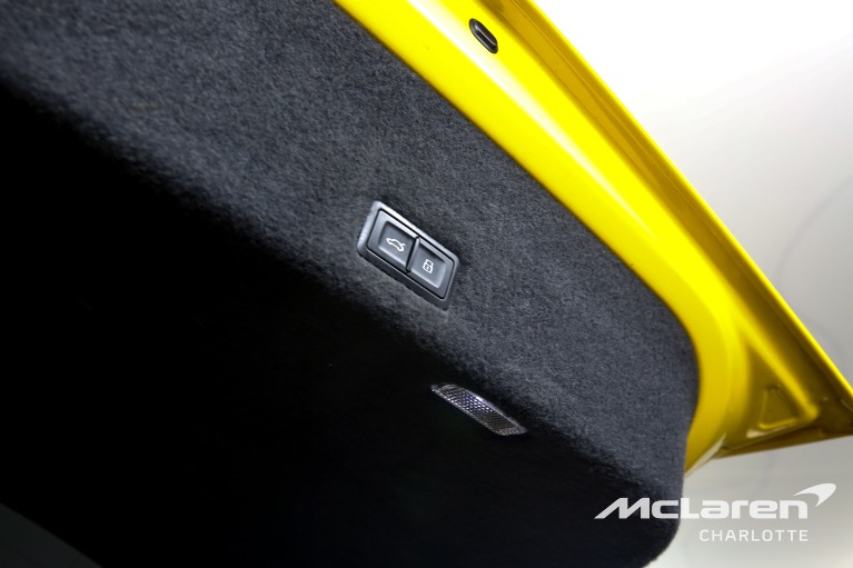 Used-2019-Lamborghini-Urus