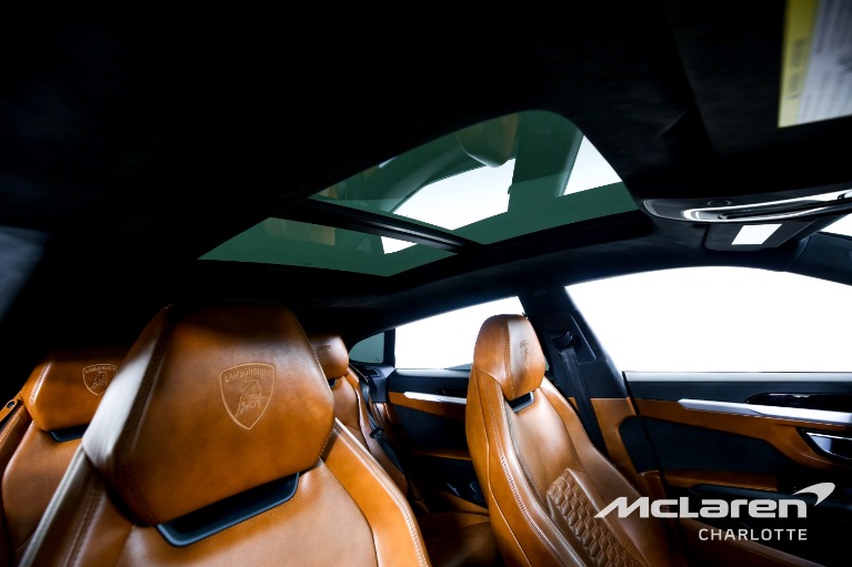 Used-2019-Lamborghini-Urus