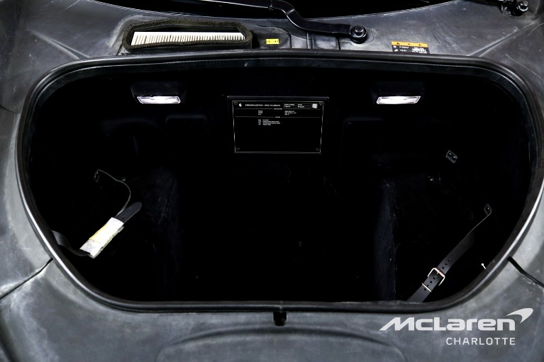 Used-2021-Ferrari-F8-Spider