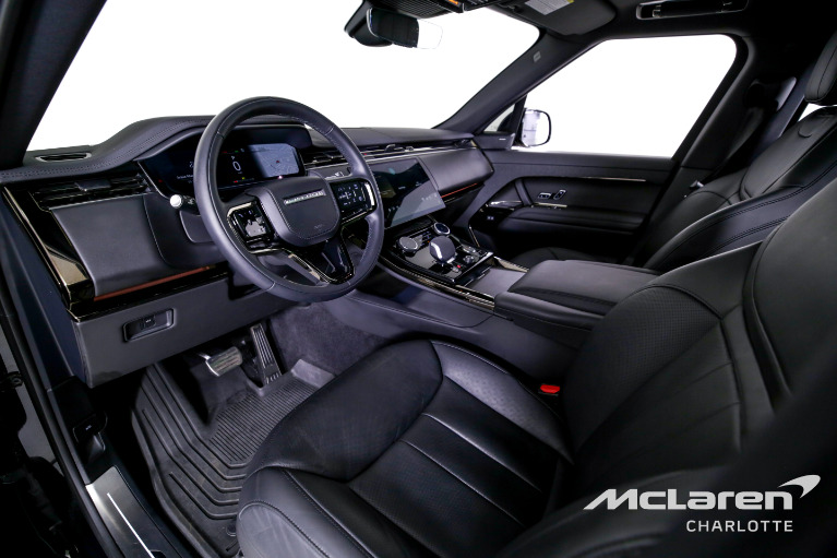 Used-2023-Land-Rover-Range-Rover-Sport-P400-Dynamic-SE