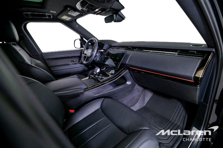 Used-2023-Land-Rover-Range-Rover-Sport-P400-Dynamic-SE
