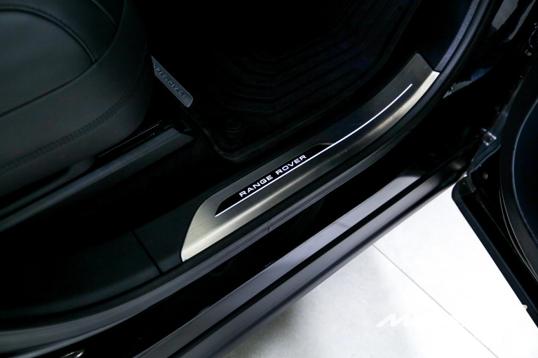 Used-2023-Land-Rover-Range-Rover-Sport-P400-Dynamic-SE