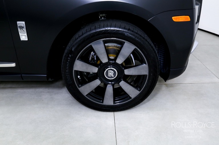 Used-2023-Rolls-Royce-Cullinan