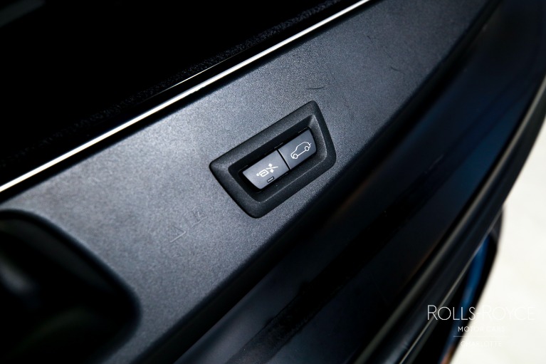 Used-2023-Rolls-Royce-Cullinan