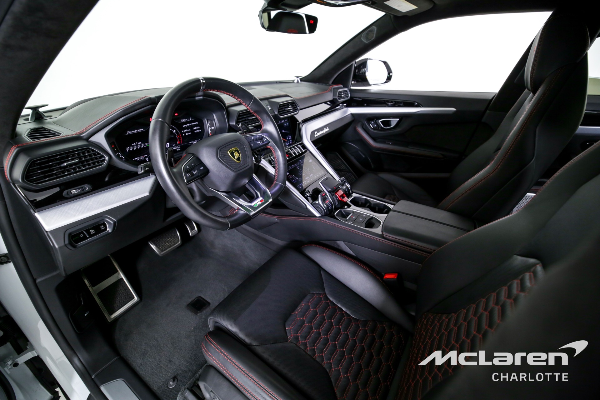 Used 2022 Lamborghini Urus | Charlotte, NC