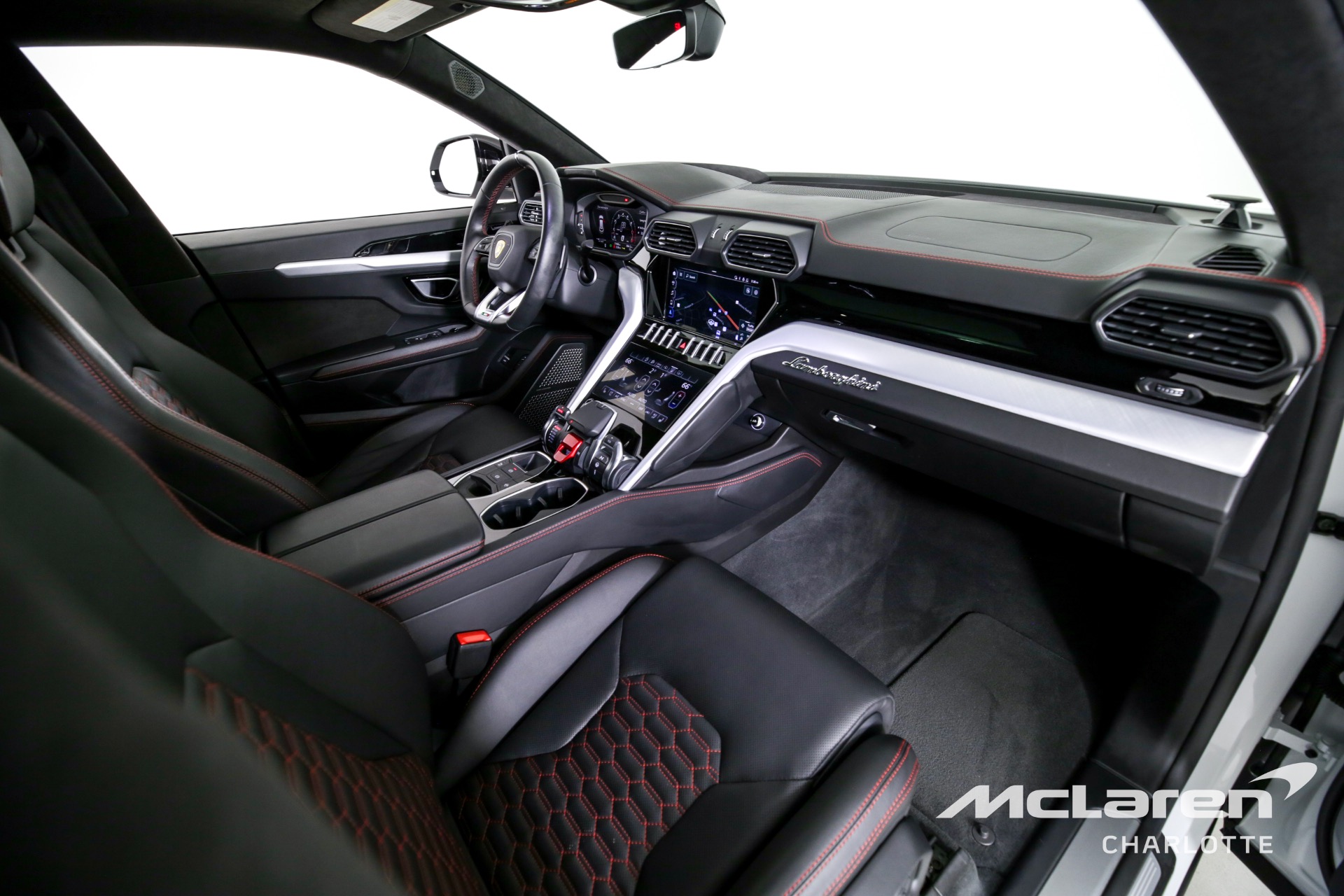 Used 2022 Lamborghini Urus | Charlotte, NC