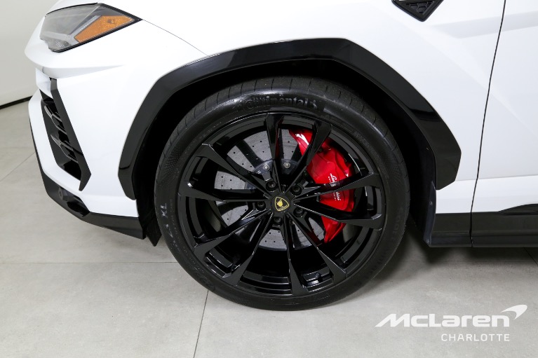 Used-2022-Lamborghini-Urus