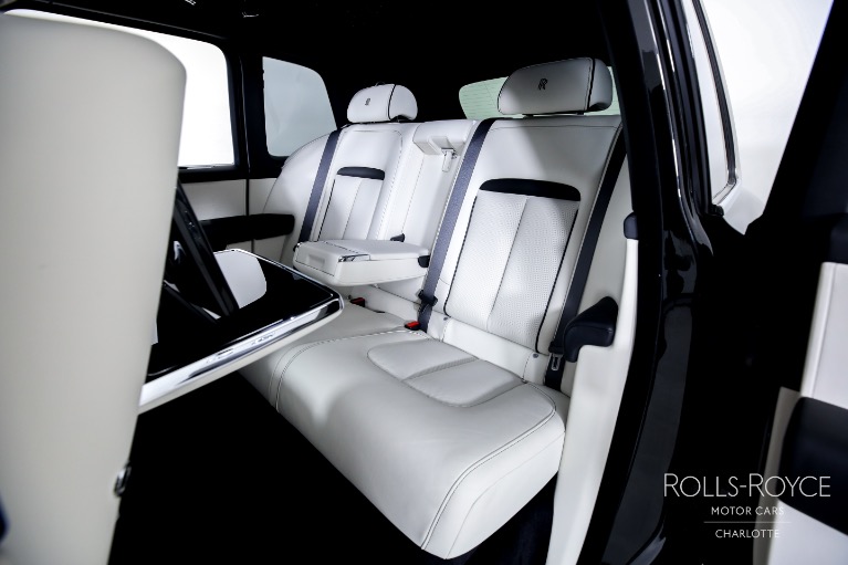 Used-2023-Rolls-Royce-Cullinan