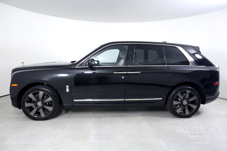 Used-2023-Rolls-Royce-Cullinan