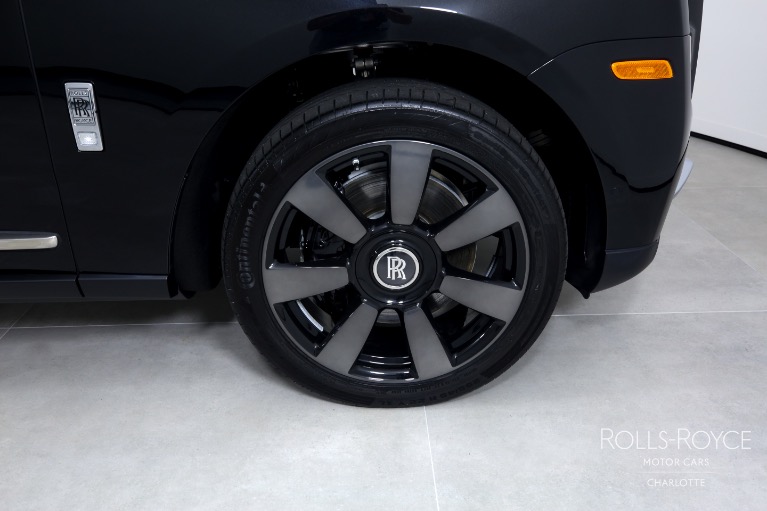 Used-2023-Rolls-Royce-Cullinan