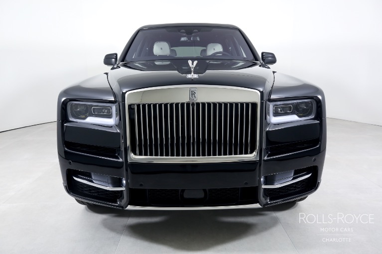 Used-2023-Rolls-Royce-Cullinan