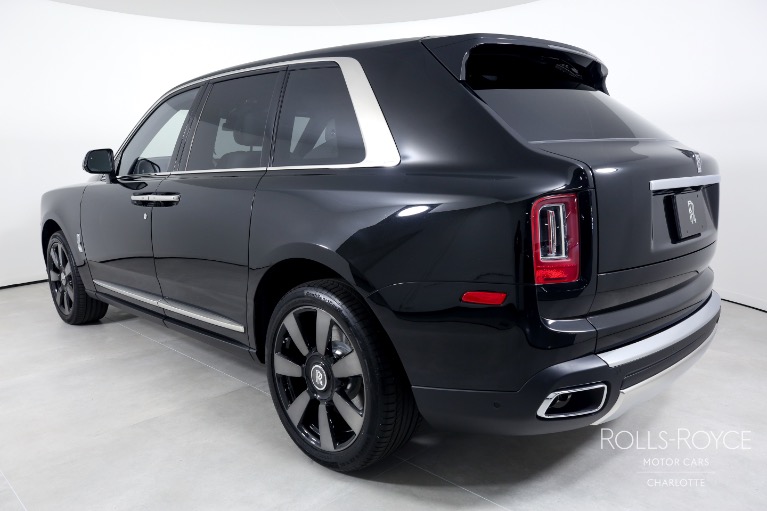 Used-2023-Rolls-Royce-Cullinan