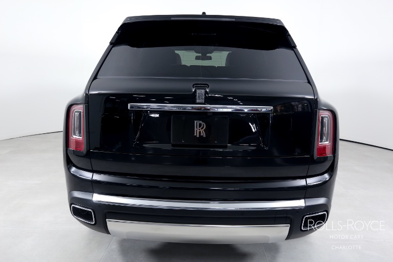 Used-2023-Rolls-Royce-Cullinan