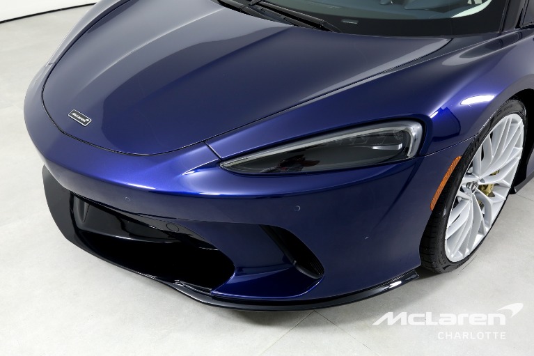 New-2023-McLaren-GT