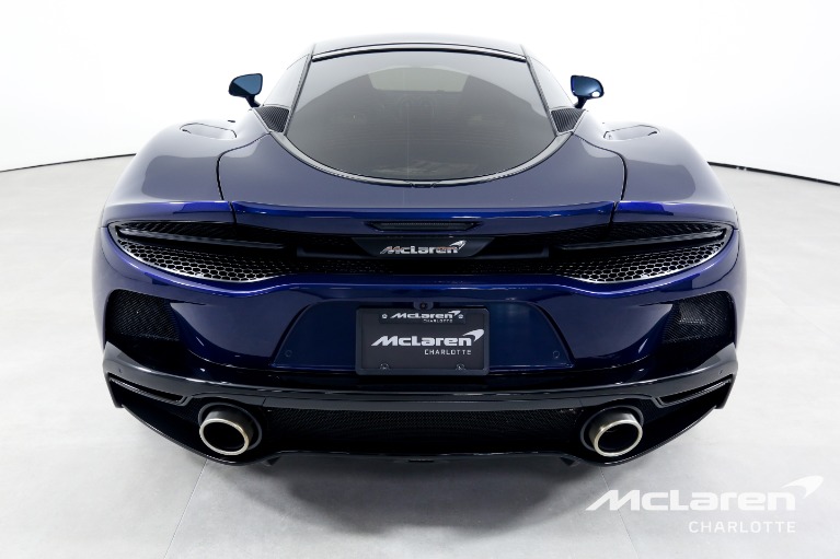 New-2023-McLaren-GT