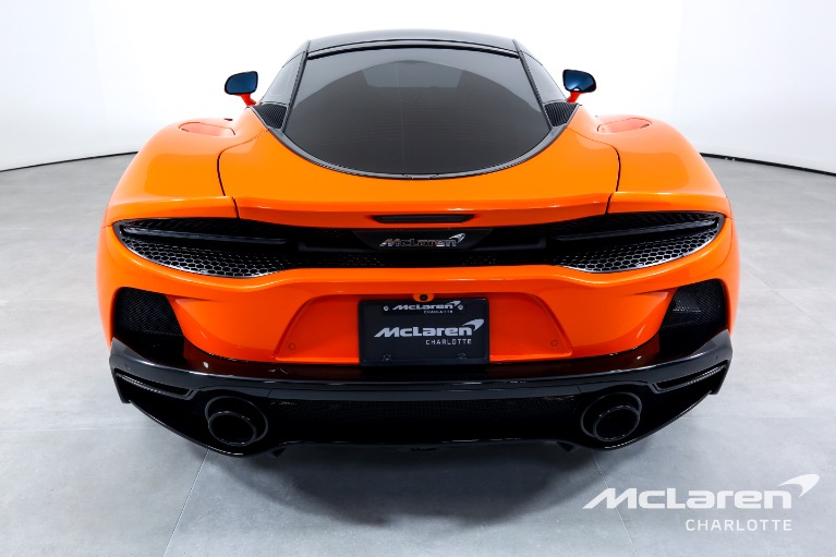 New-2023-McLaren-GT