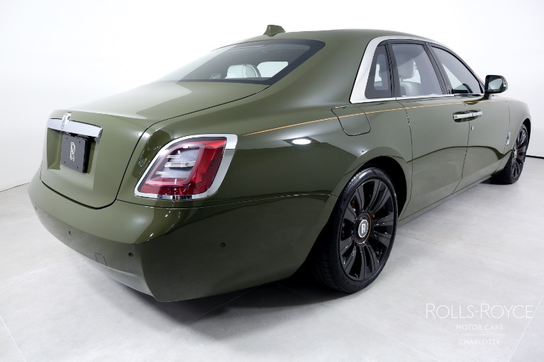 Used-2023-Rolls-Royce-Ghost