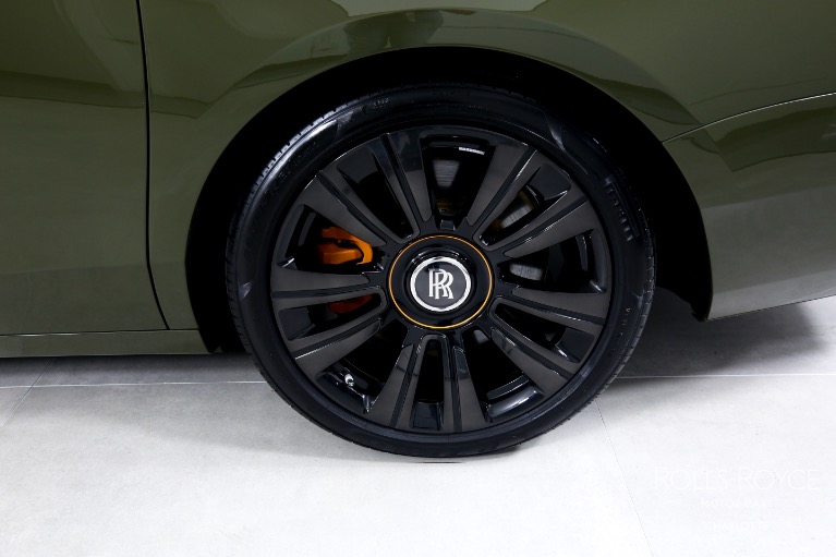 Used-2023-Rolls-Royce-Ghost