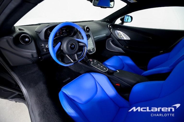 New-2023-McLaren-GT