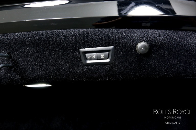 Used-2022-Rolls-Royce-Black-Badge-Ghost