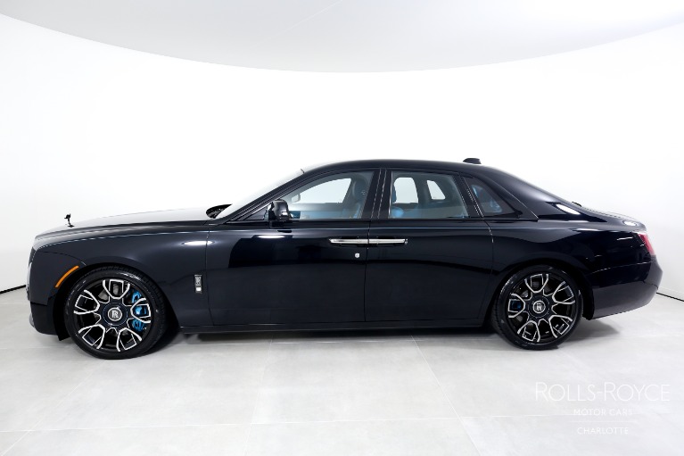Used-2022-Rolls-Royce-Black-Badge-Ghost