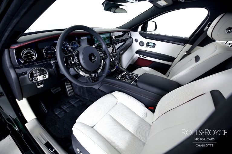 Used-2022-Rolls-Royce-Ghost