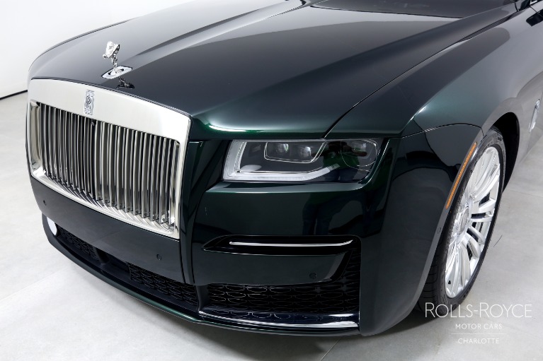 Used-2022-Rolls-Royce-Ghost