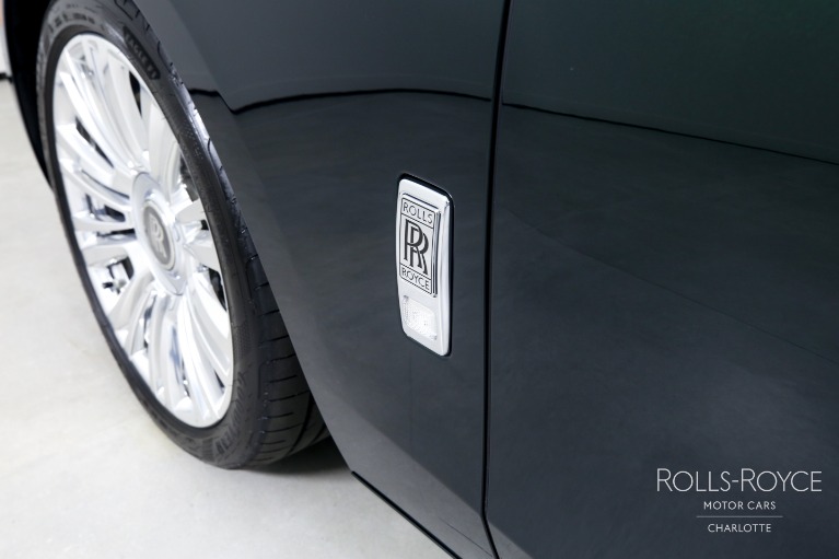 Used-2022-Rolls-Royce-Ghost