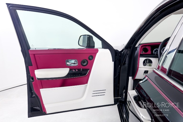 Used-2023-Rolls-Royce-Phantom