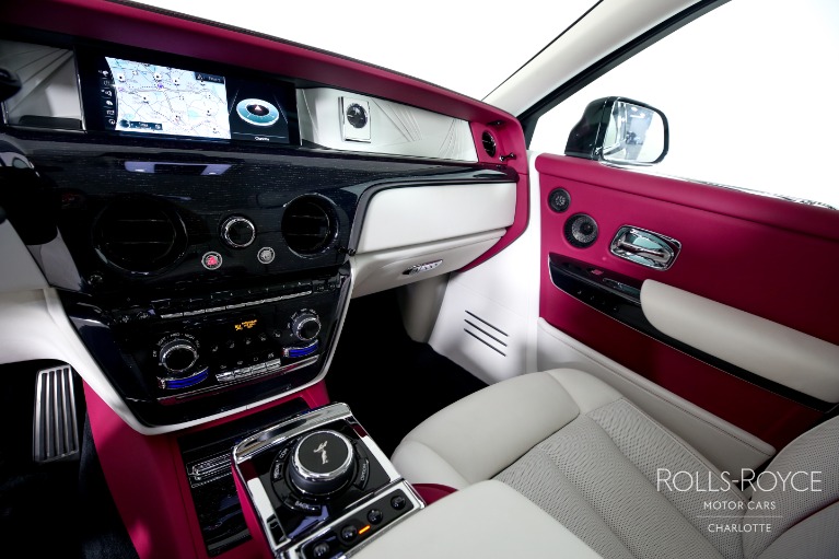 Used-2023-Rolls-Royce-Phantom
