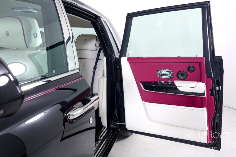 Used-2023-Rolls-Royce-Phantom