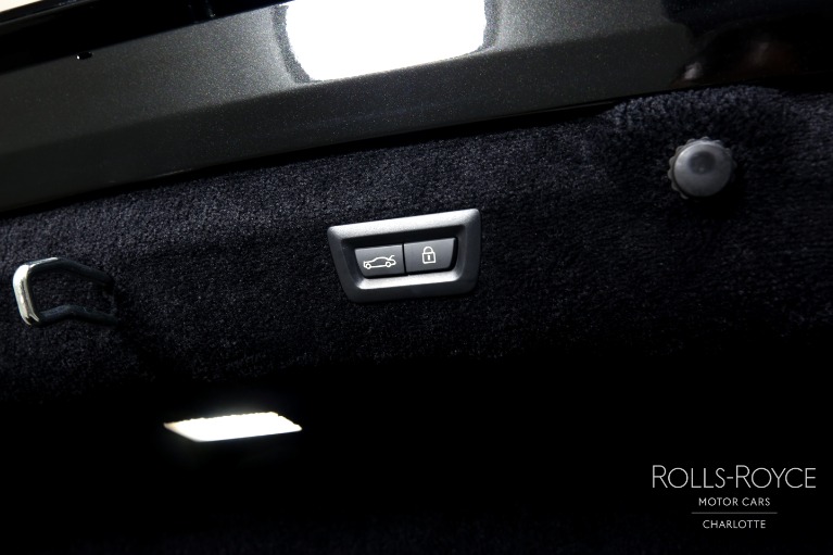 Used-2023-Rolls-Royce-Phantom