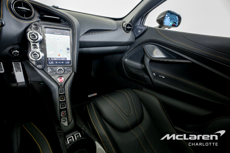 Used-2022-McLaren-765LT-Spider