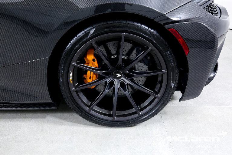 Used-2022-McLaren-765LT-Spider