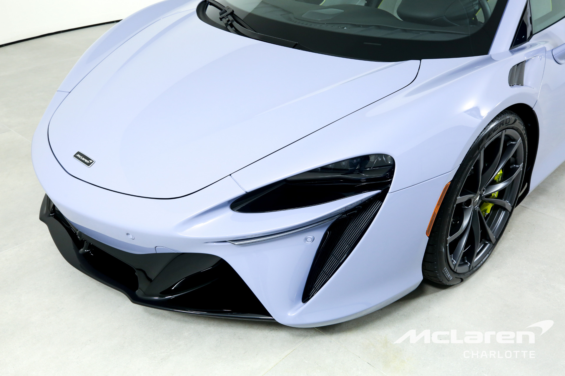 New 2023 McLaren Artura | Charlotte, NC