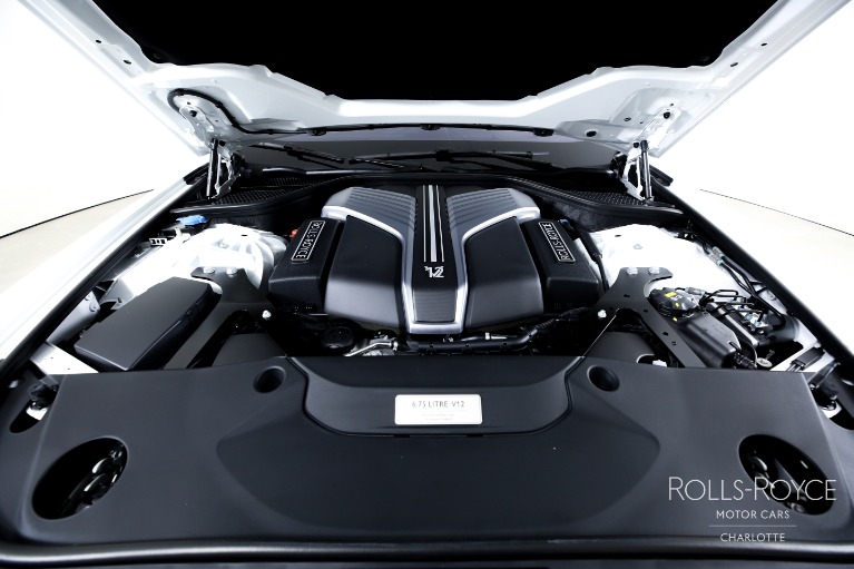 Used-2022-Rolls-Royce-Black-Badge-Ghost
