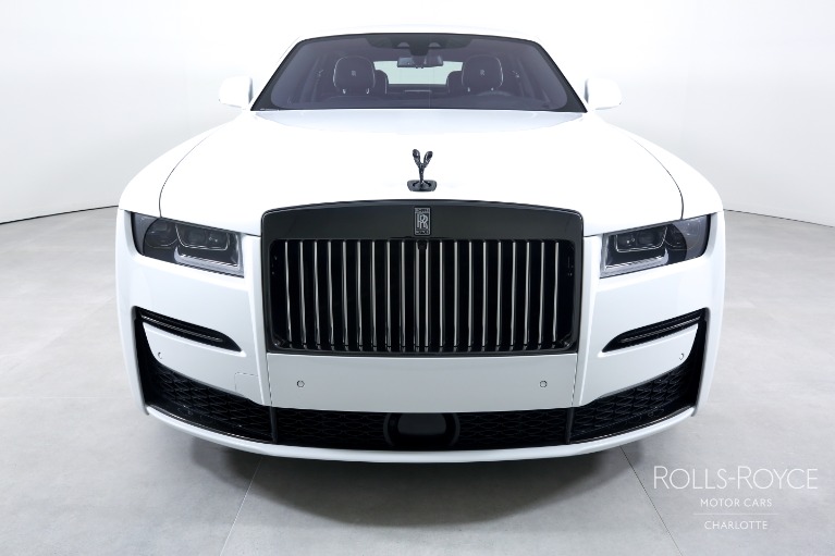 Used-2022-Rolls-Royce-Black-Badge-Ghost