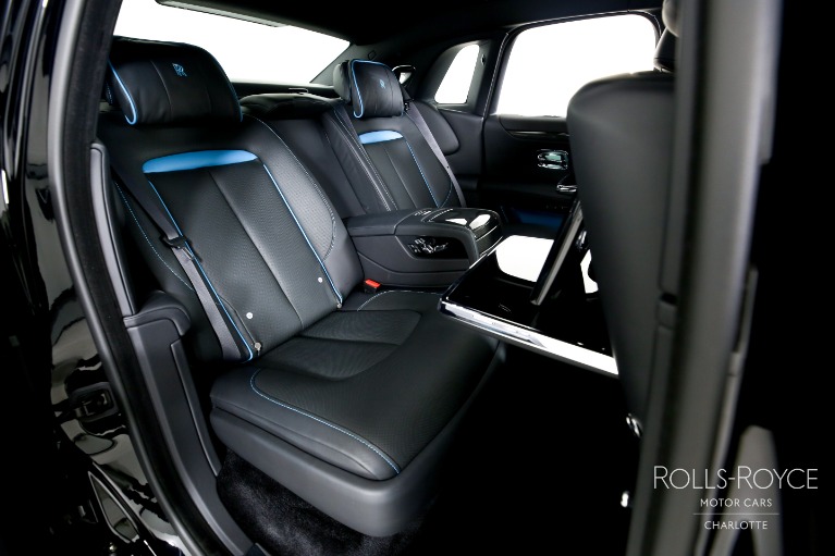 Used-2022-Rolls-Royce-Black-Badge-Ghost