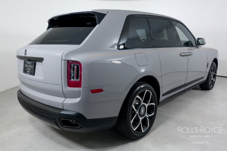 Used-2022-Rolls-Royce-Black-Badge-Cullinan