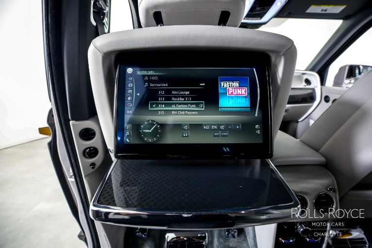 Used-2022-Rolls-Royce-Black-Badge-Cullinan