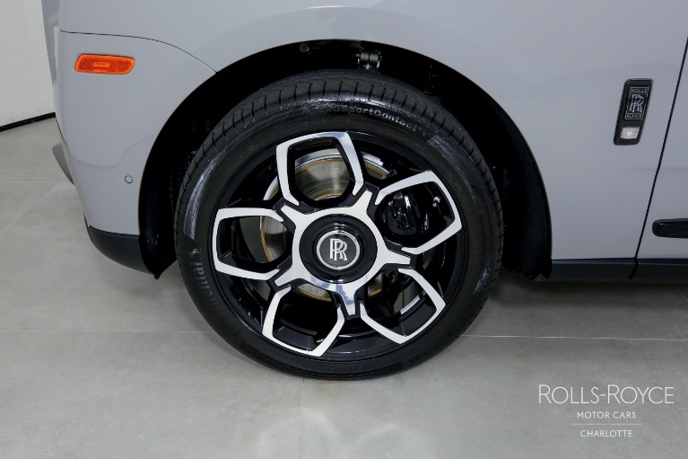 Used-2022-Rolls-Royce-Black-Badge-Cullinan