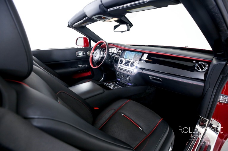 Used-2017-Rolls-Royce-Dawn