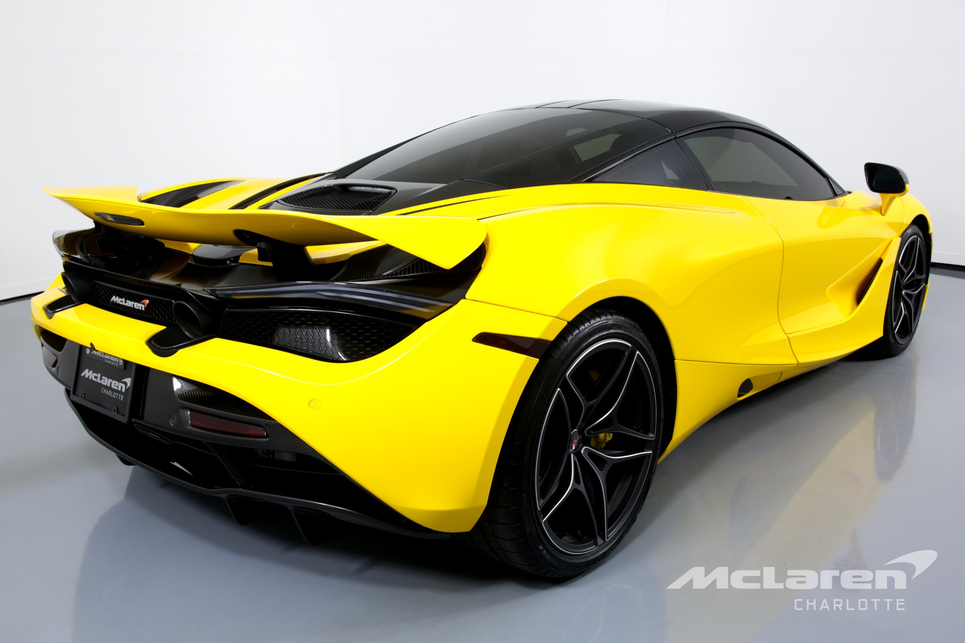 Used 2018 McLaren 720S Performance | Charlotte, NC