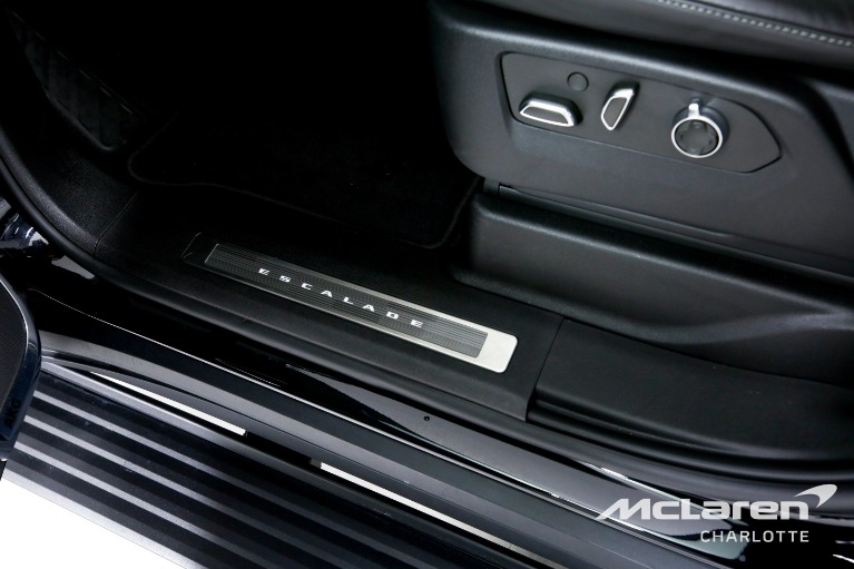 Used-2023-Cadillac-Escalade-V-ESV