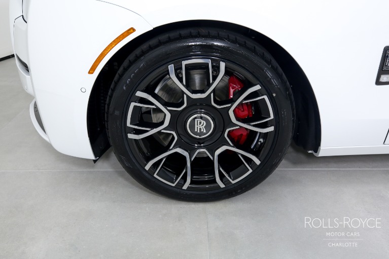 New-2023-Rolls-Royce-Black-Badge-Ghost