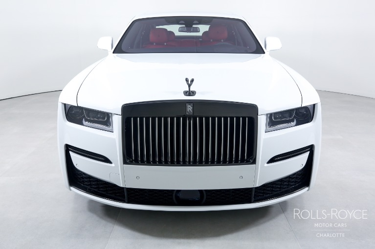 New-2023-Rolls-Royce-Black-Badge-Ghost